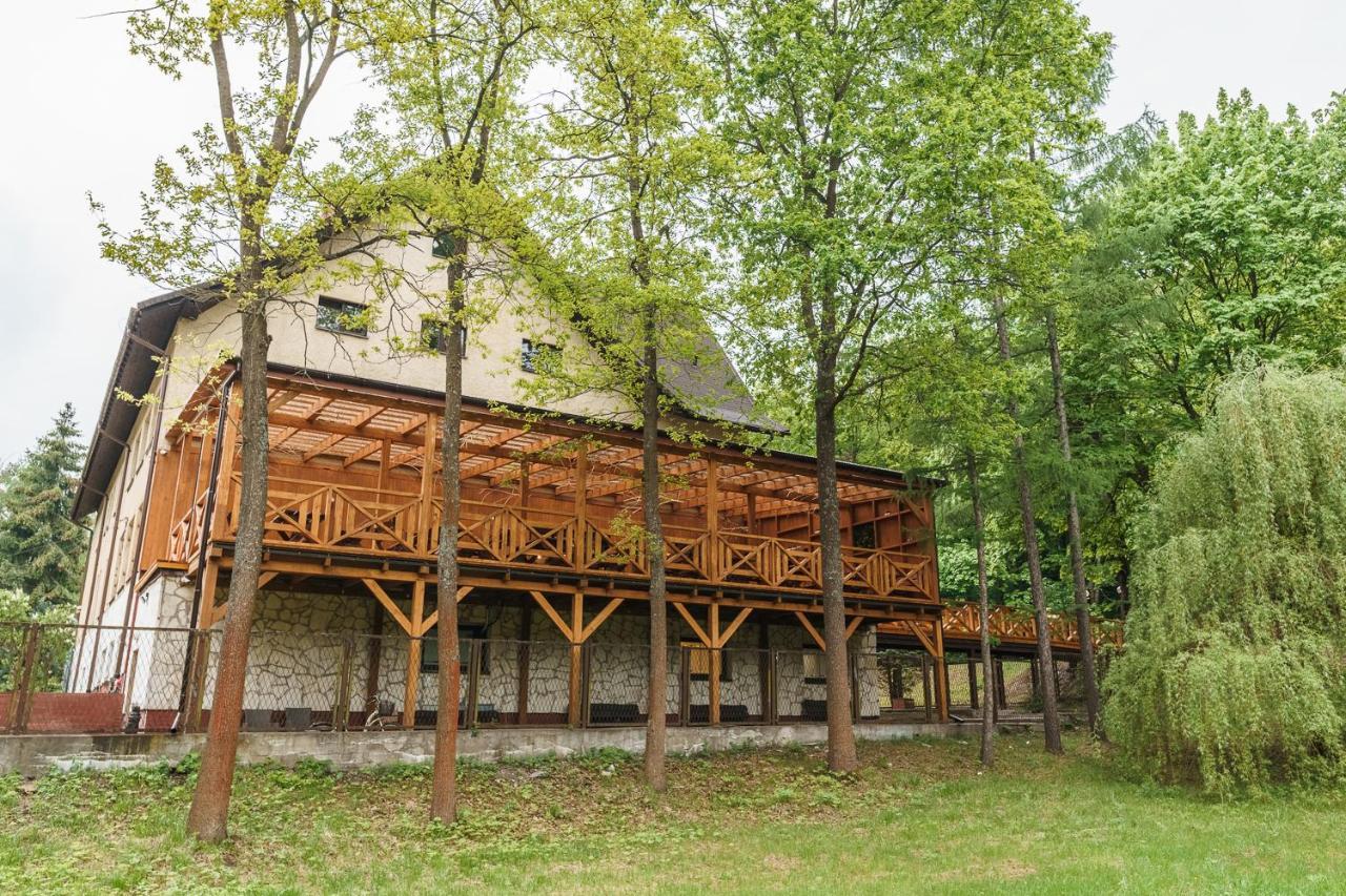 Zloty Jelen - Restauracja I Dom Goscinny Potok Zloty Exterior foto